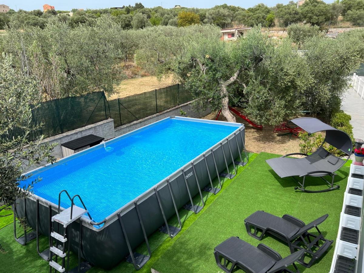 La Casetta Tra Sassi E Ulivi B&B มาเตรา ภายนอก รูปภาพ